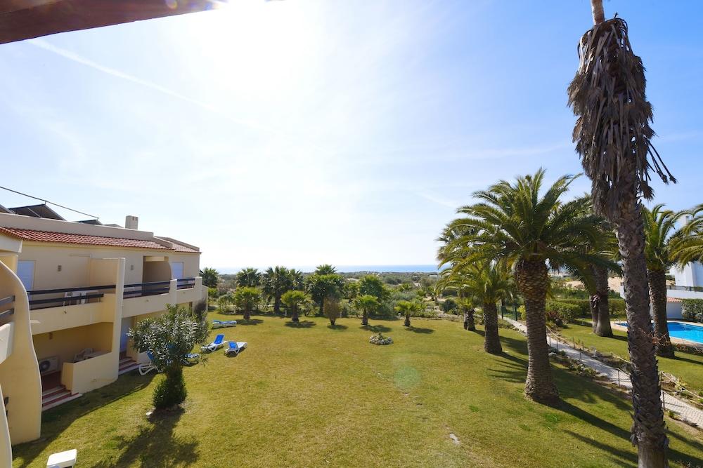 Praia Da Lota Resort - Beachfront Hotel Manta Rota Zewnętrze zdjęcie