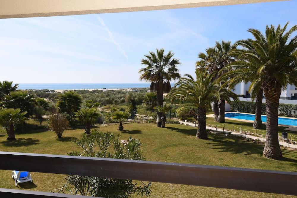 Praia Da Lota Resort - Beachfront Hotel Manta Rota Zewnętrze zdjęcie